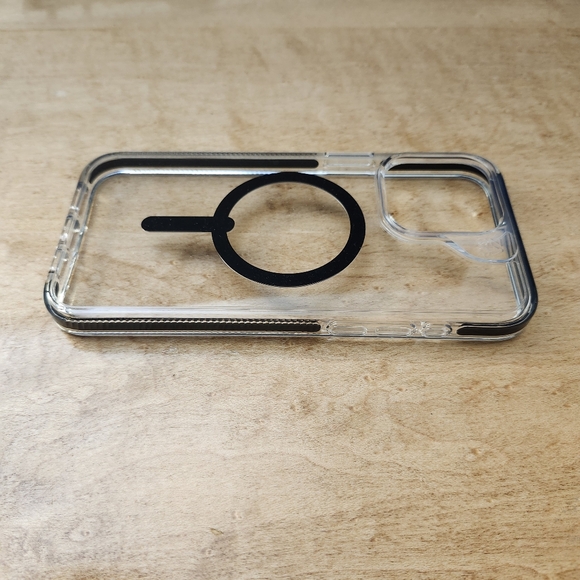 ZAGG Piccadilly Snap Case For iPhone 15 Pro Max - Clear/Black - Picture 4 of 7